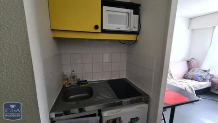 Location Appartement 1 pièce 15m² POITIERS 86000 - Photo 3