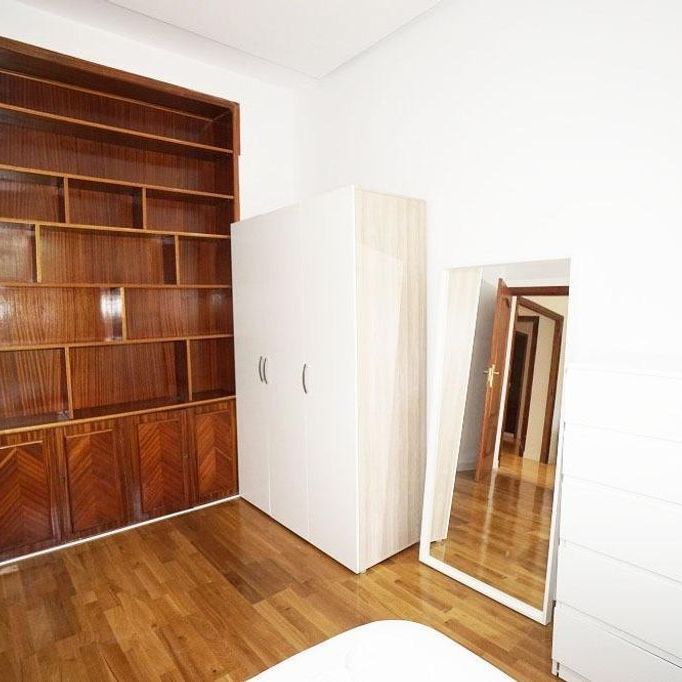 5 room luxury Flat for rent in Madrid, Autonomous Region of Madrid - Photo 1