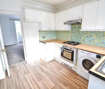 2 bedroom end of terrace house to rent - Photo 6