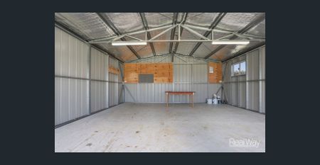 Rare Quarter Acre Block with a Large Family Home + Powered Shed in Quiet Cul-de-sac - Photo 2