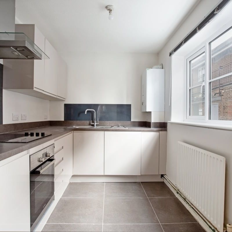 2 bedroom flat to rent - Photo 1