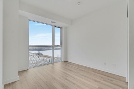 For Lease - 3071 Trafalgar Road Unit# 709, Oakville, Ontario - Photo 4