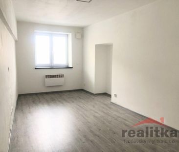 Pronájem bytu 1+kk 30 m2 - Fotografie 2