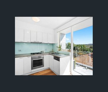 Spacious 2-Bedroom Apartment in the Heart of Mona Vale - Photo 6