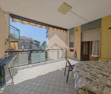 Quadrilocale in affitto - Photo 3
