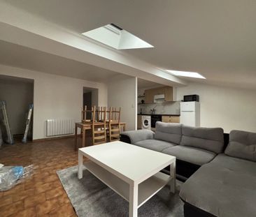 Location Appartement 2 pièces 48 m2 à Saint-Étienne - Photo 4