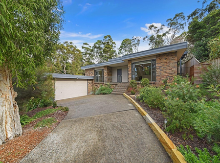 8 Paul Close, Hornsby Heights NSW 2077 - House For Rent | Domain - Photo 4