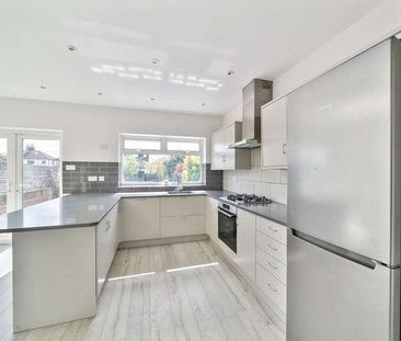 Clifton Avenue, Stanmore, HA7 - Photo 3