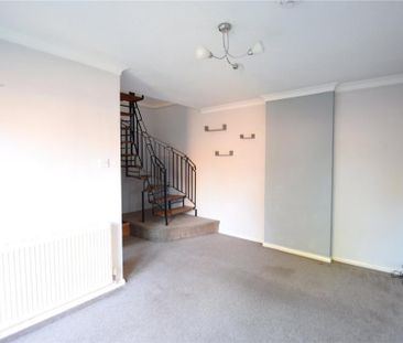 1 bedroom terraced house to rent - Photo 3