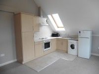 1 bed Apartment - To Let - Photo 2