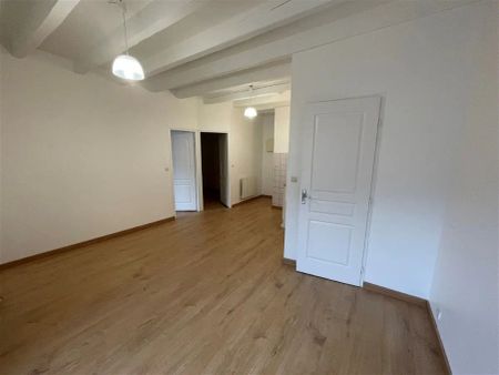 Location appartement 3 pièces - 45m² à Tenay (01230) - Photo 4