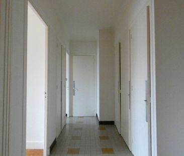 Location Appartement 2 pièces 45m² BELLEY 01300 - Photo 5