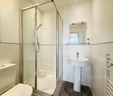 2 bedroom apartment to rent Telephone House, 70 High Street, Southa... - Photo 2