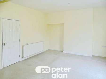 Fairoak Avenue, NP19 - Photo 5