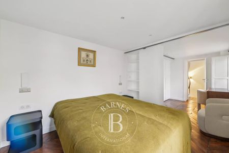 Tout savoir sur cet appartement dans le quartier Saint Thomas d'Aquin, à Paris 7ème - Photo 3