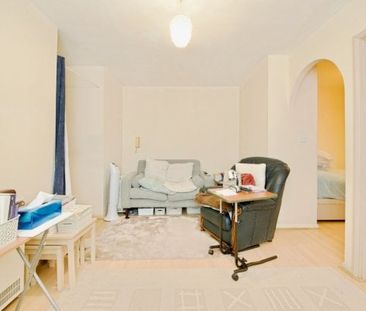 Well court, Regarth Avenue, RM1 1AL, Property for rent - Photo 1