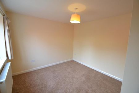 4 bedroom detached house to rent - Photo 5