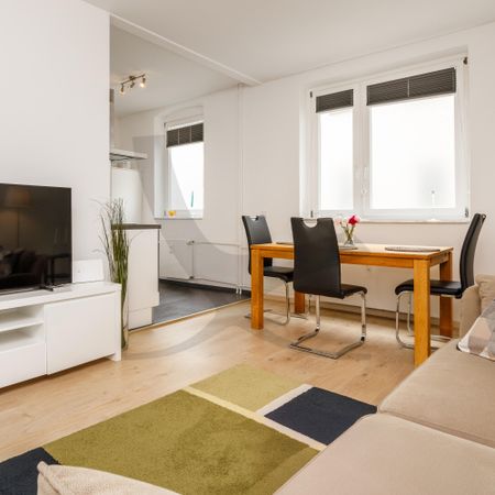 Berlin Living - Photo 2