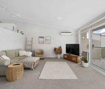 Sawtell, 2/21 Boronia Street - Photo 3
