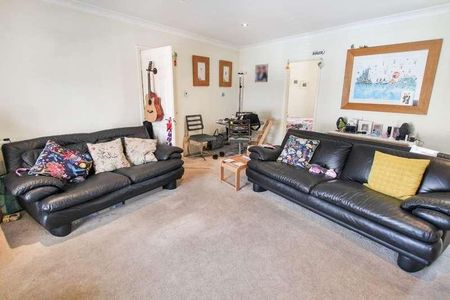 St. Albans Road, St. Annes, FY8 - Photo 5