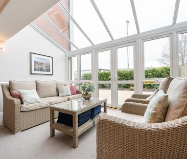 Dutton Lodge , Penrith - Photo 3