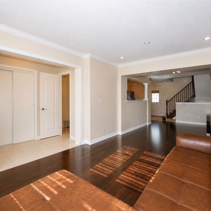For Lease - 506 Bur Oak Avenue, Markham, Ontario - Photo 1