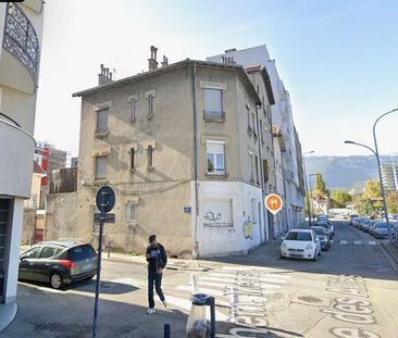 Location Appartement 1 pièce 37m² GRENOBLE 38000 - Photo 1