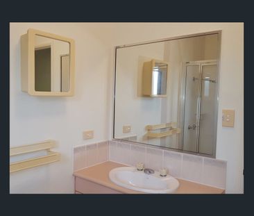 Perfect Family Home - Photo 4