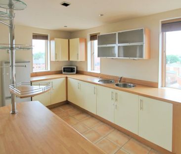 2 bedroom apartment to rent - Photo 5