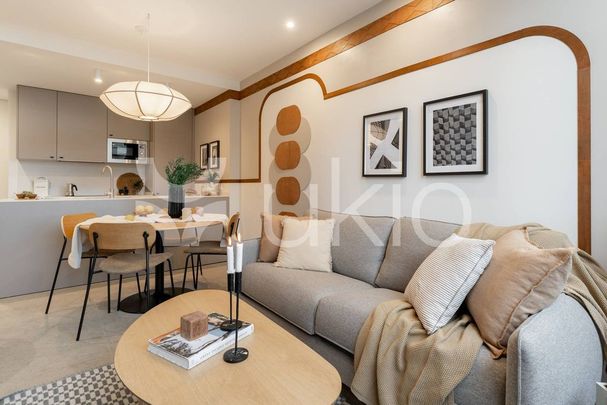 2 room luxury Flat for rent in Madrid, Community of Madrid - Photo 1