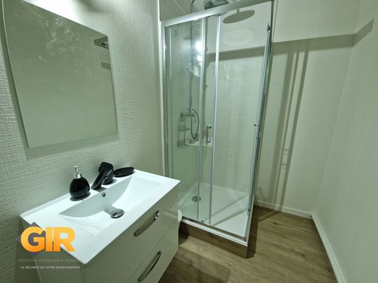 Location Maison 1 pièce 92m² RENNES 35200 - Photo 1