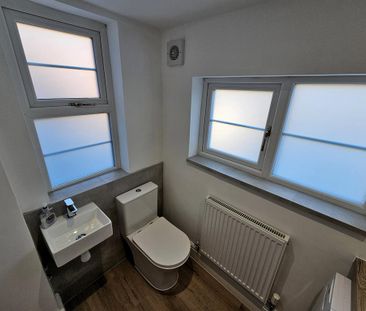 2 bedroom terraced house to rent - Photo 6