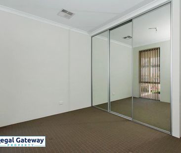 51 Lyon Road, ATWELL WA 6164 - Photo 2