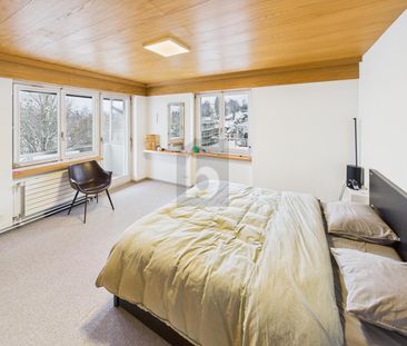 LIGHT-FLOODED WITH LOTS OF SPACE FOR CREATIVITY - Photo 5