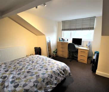 5 bedroom terraced house to rent - Photo 5