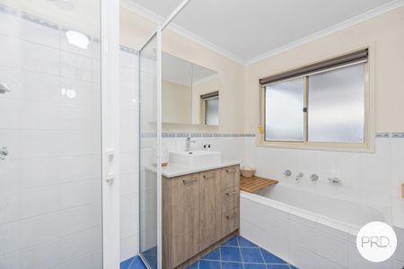 53 Proserpine Circuit, Amaroo ACT 2914 - House For Rent - $950 | Domain - Photo 5