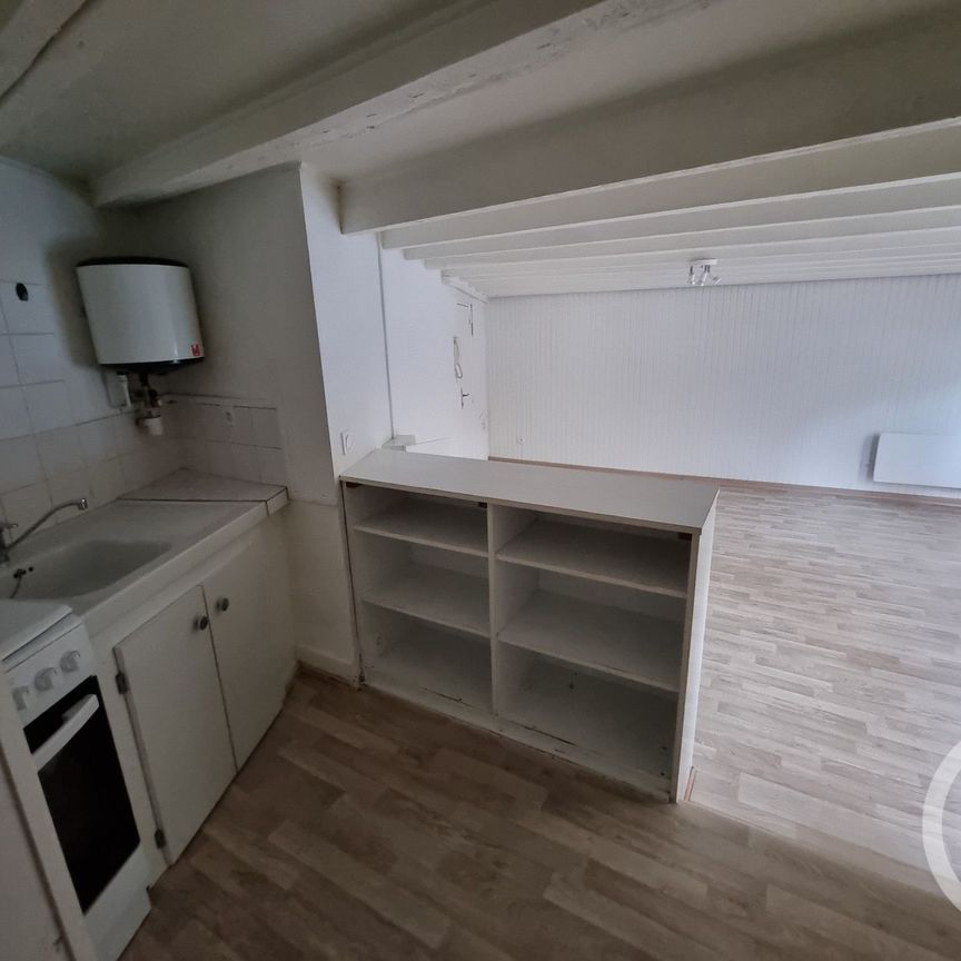 Location Appartement 1 pièce 23m² GAILLAC 81600 - Photo 1