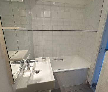 Location Appartement 1 pièce 27m² - Photo 5