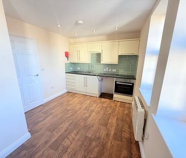 Sherborne Road, Yeovil, Somerset - Photo 6