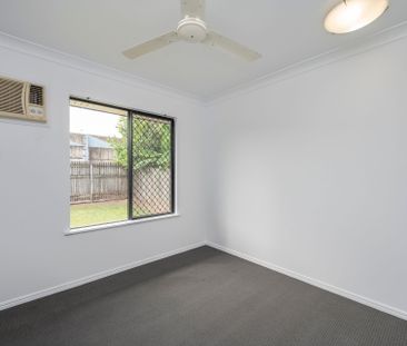 Family Home That is Crisp & Clean - Photo 6