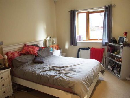 D2 The Pines, Malone Square, 46 Windsor Park, Belfast, BT9 6JU - Photo 5
