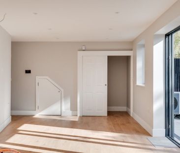 1 Bedroom Flat To Let - Photo 3