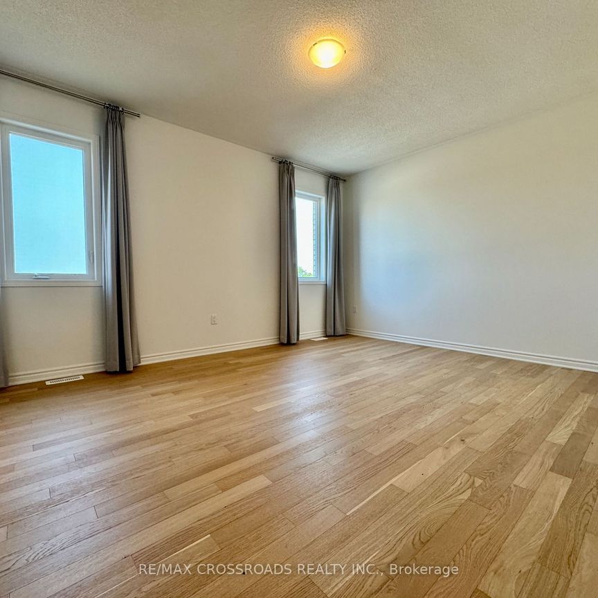 For Lease - 3083 Blazing Star Avenue Unit# Main, Pickering, Ontario - Photo 1