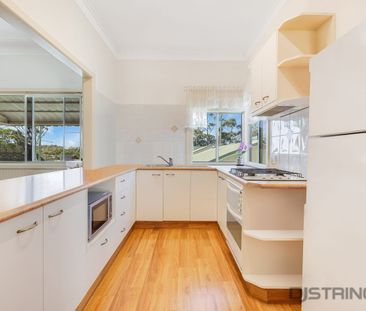 QUEENSLANDER RIVERSIDE RESIDENCE - Photo 4