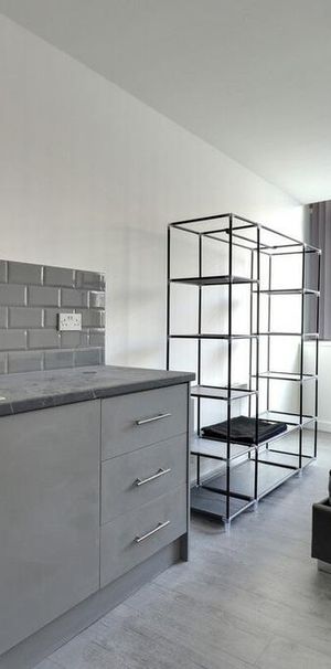 1 bedroom flat to rent - Photo 1