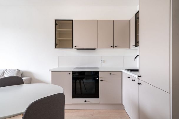 Świeżo wykończone | 3 pokoje | Winda 50.2 m² - Photo 1