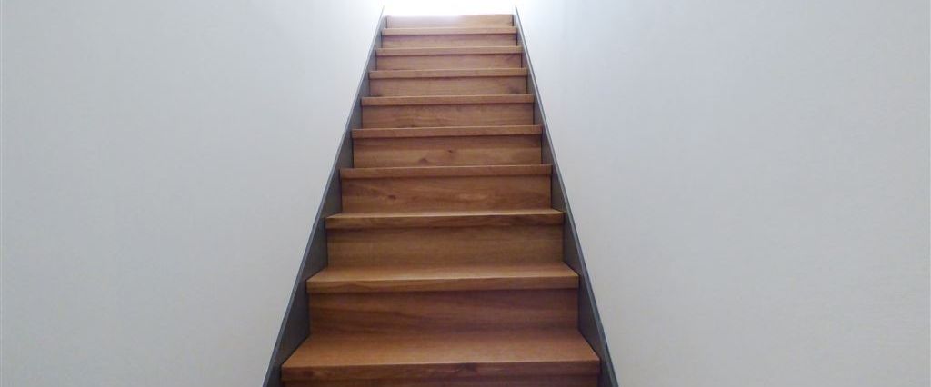 Nachmieter gesucht!!! Tolle 5 Zi-Maisonette Whg. mit Balkon und DG-Terrasse, TG-Stellplatz! - Photo 1