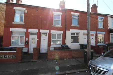 3 bedroom terraced house to rent - Photo 5