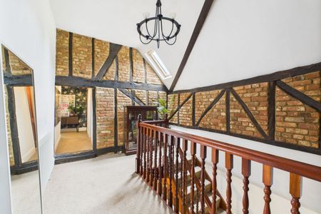 5 Bedroom - Photo 2