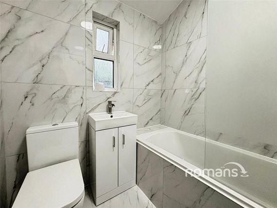 3 bedroom flat to rent - Photo 1